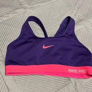 Nike sports bra. Size: medium